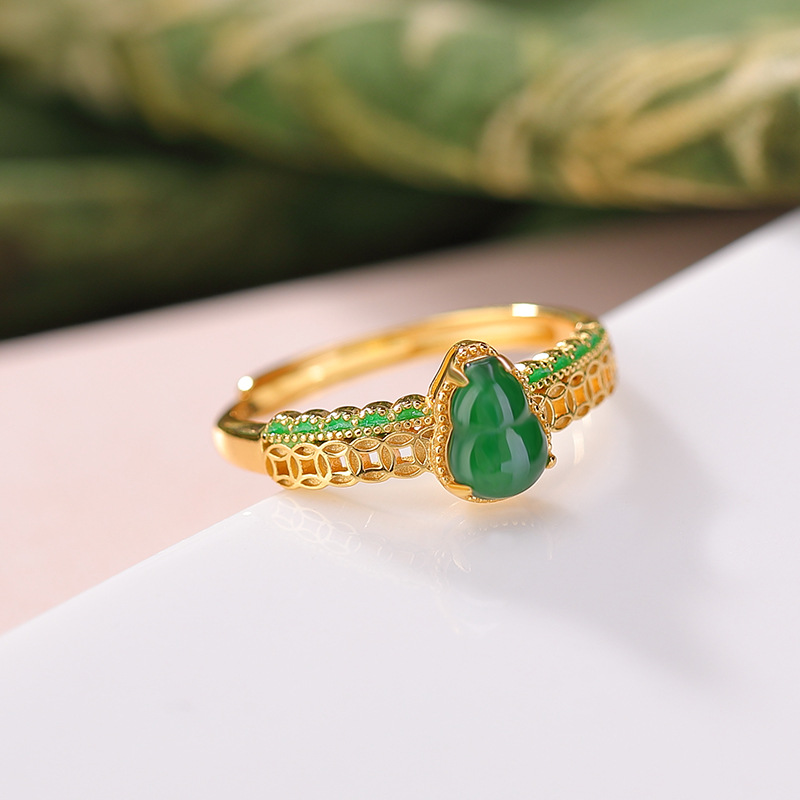 Nhẫn bạc S925 mạ vàng đính ngọc lục bảo hình đồng xu may mắn phong cách Trung Hoa — một mảnh