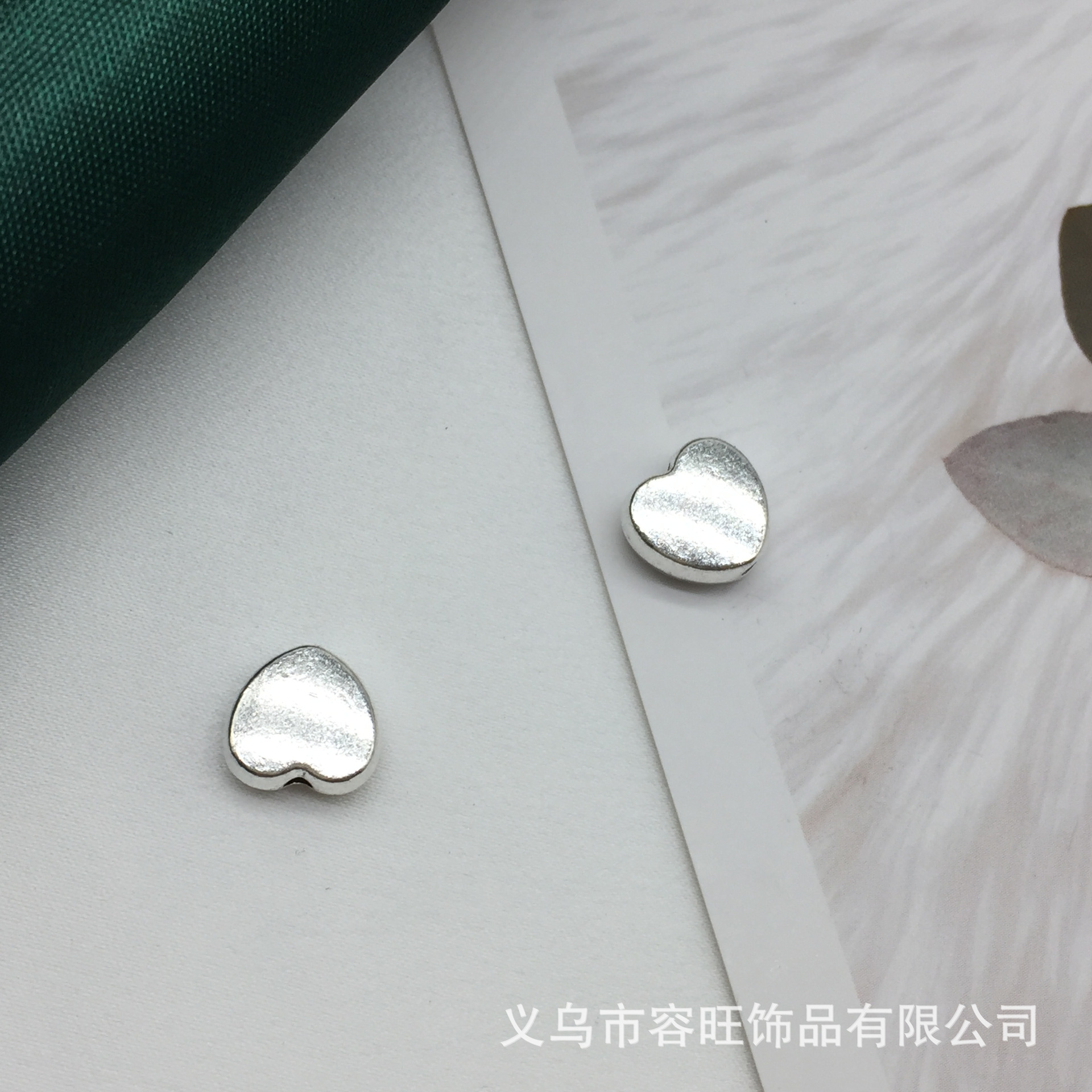 DIY复古锌合金饰品配件 爱心桃心穿孔珠 9*9mm手链配件孔珠隔珠