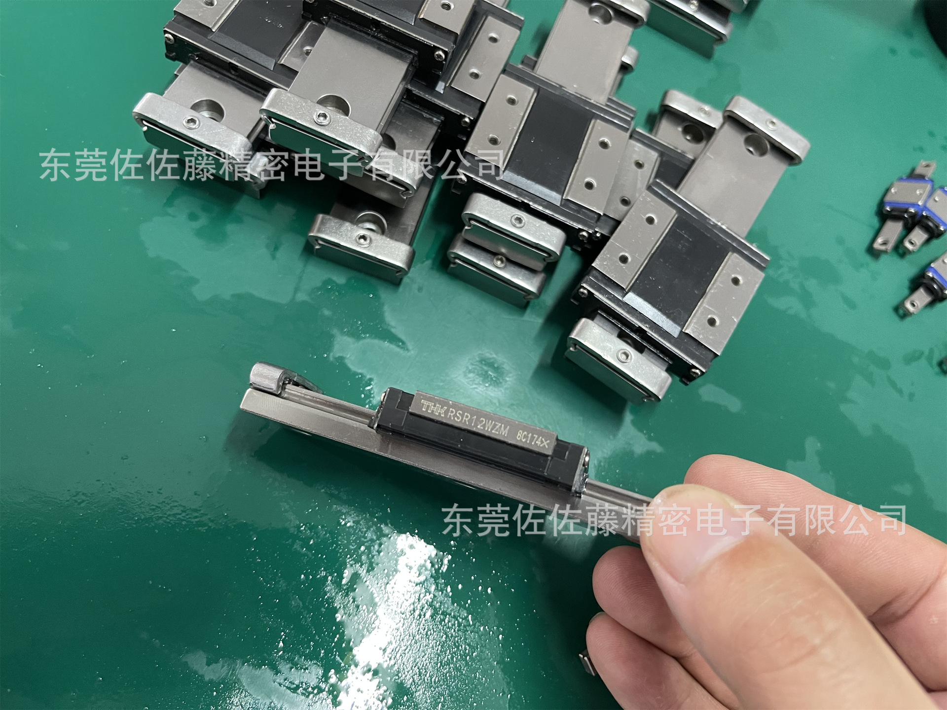 THK RSR7WZ RSR9WZM RSR12WZM RSR15WZM RSH15WZM RSH12WZMUU