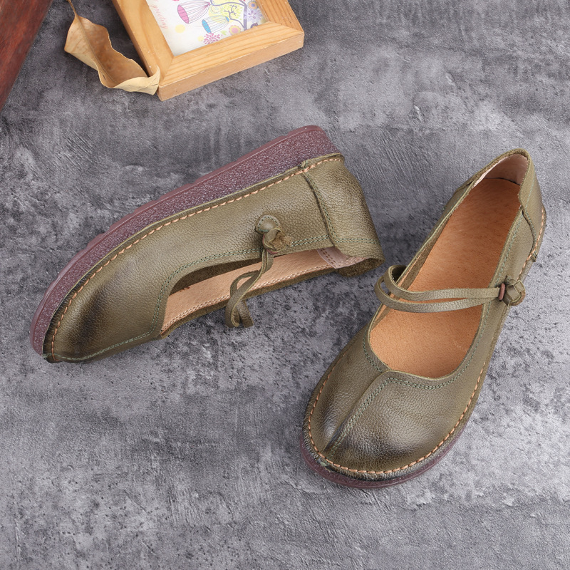 Zapatos individuales de mujer de boca baja de cuero Dongguan, estilo étnico retro, zapatos Mary Jane, suela gruesa antideslizante, zapatos de mujer de piel de vaca de primera capa casuales