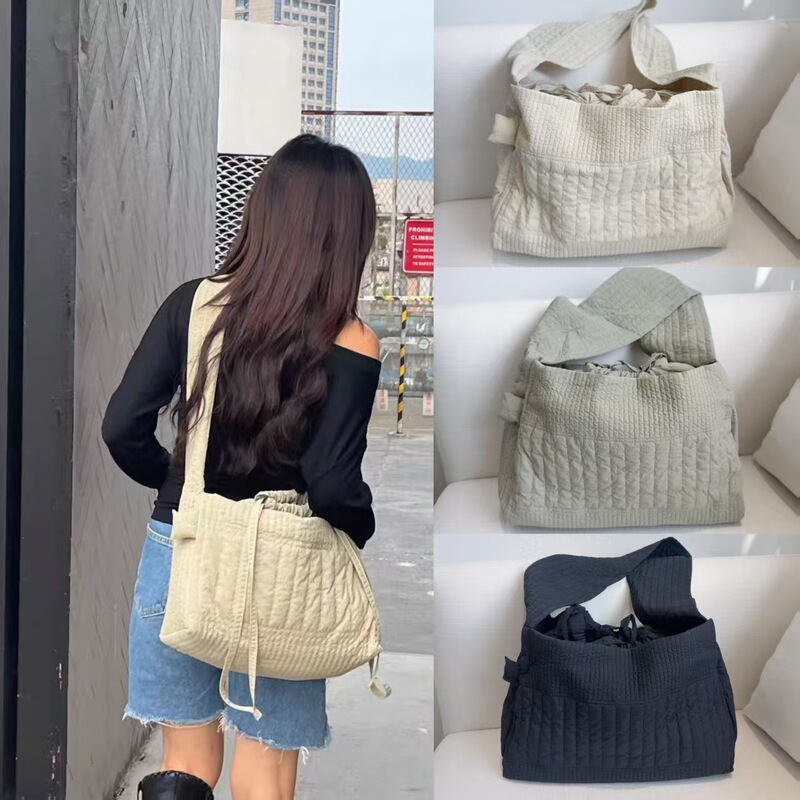 Japanese-style nylon fabric bag, large capacity, lightweight, quilted, single-shoulder crossbody commuter bag, fashionable tote bag for both men and women Japanese-style nylon fabric bag, large capacity, lightweight, quilted, single-shoulder crossbody commuter bag, fashionable tote bag for both men and women