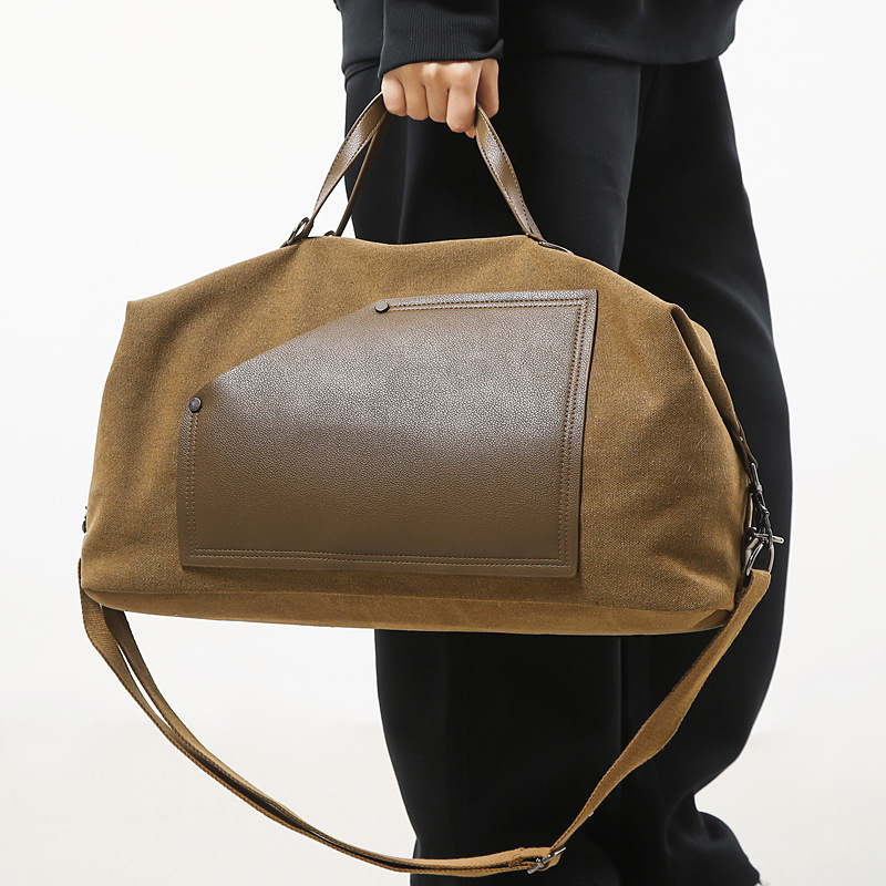 Men's capacious shoulder bag