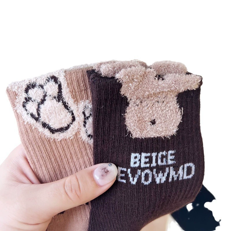 Серебряный? Нет. Оригинал: Mid‑calf breathable lace socks, embroidered cute motifs (rabbit/heart/flower), one size