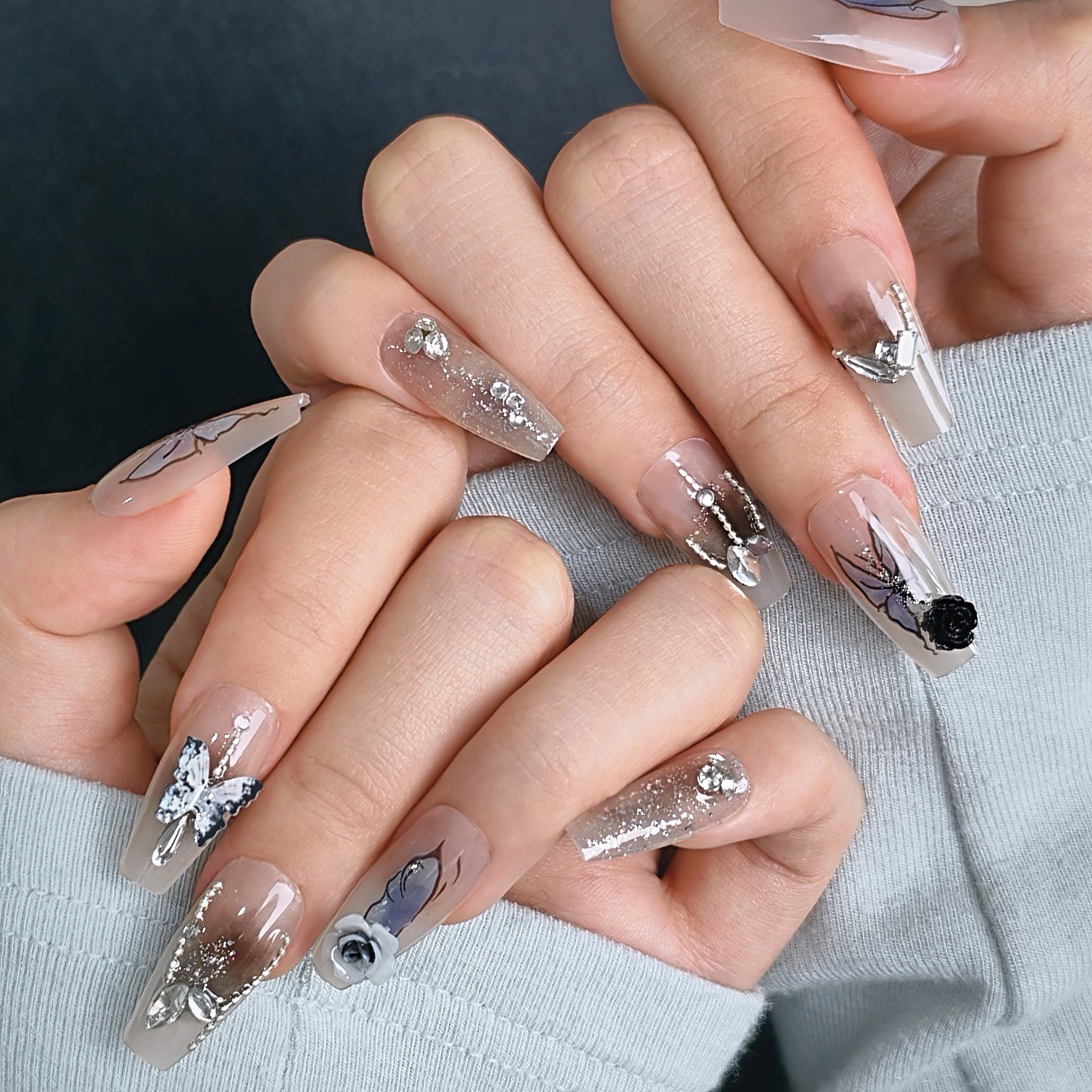Nuevo uso de uñas, uñas prefabricadas, uñas postizas hechas a mano, parches largos de uñas oscuras desmontables, uñas terminadas