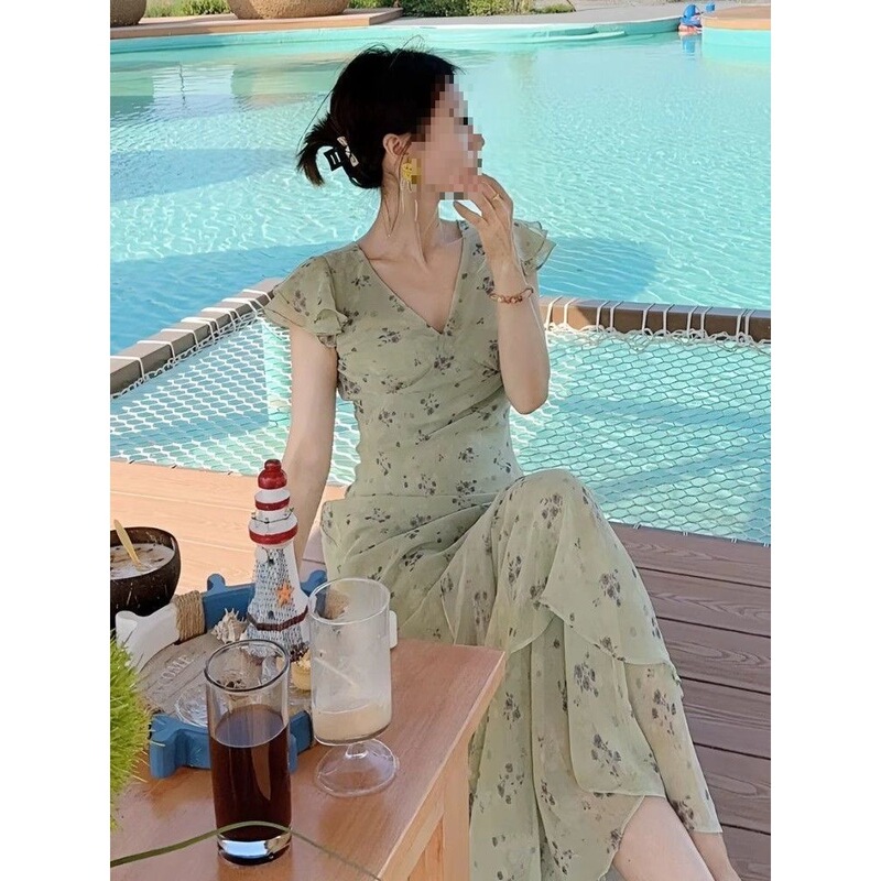 Beautiful Summer Long Dress for Women, Tea Break Style, French Style, Light Luxury Feel, Waist-Cinching, Holiday Style, Green Floral Dress