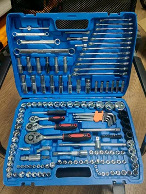 Mühərrik tənzimləmə alətləri: Set, Auto Repair Tool - 151pc-blue-box-24-teeth-outer-box-color-random