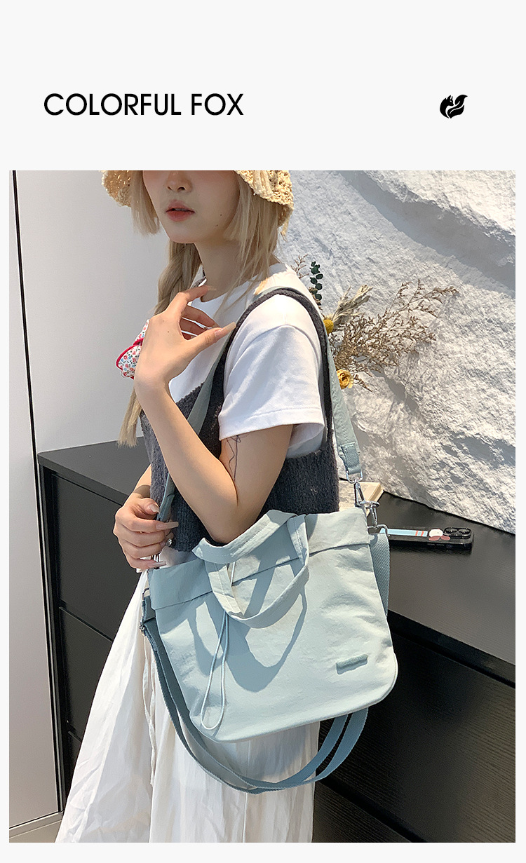 Colorful Fox's new niche nylon drawstring drawstring single-shoulder crossbody bag is a casual, versatile and lightweight bucket bag undefined
