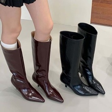 尖头小猫跟套靴2025秋冬季胖妹妹宽筒套靴皮面现货通勤不过膝长靴
