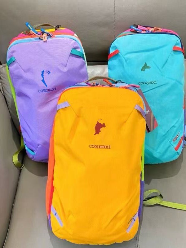 Cross-Border Outdoor 20L Travel Mountaineering Backpack Lightweight Hiking Color-Blocking Large Capacity Unisex Dopamine Style