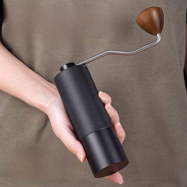 Hand-Cranked Portable Coffee Grinder Outdoor Set Nordic Style Cnc Steel Core High Cost Performance
