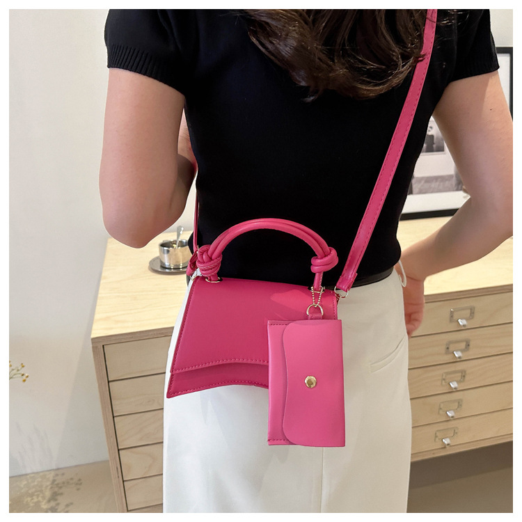 Moteveske for kvinner 2024 ny trend mote skulder enkel uformell crossbody ensfarget mor og barn-veske_voghion.com