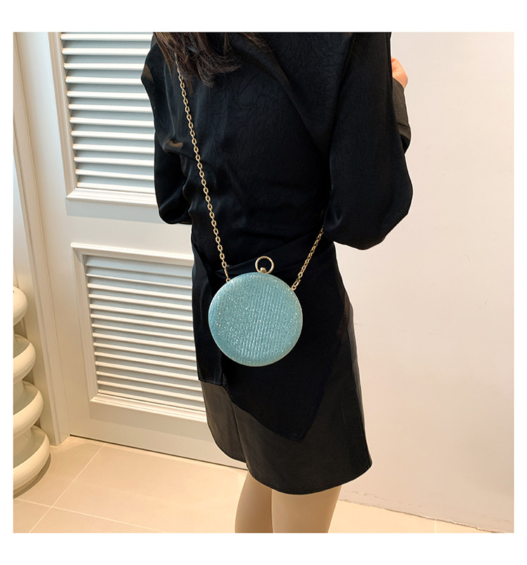 Bolso de mujer 2024 popular de alto aspecto bolso de noche textura simple bolso de hombro de moda todo fósforo bolso de mensajero tejido