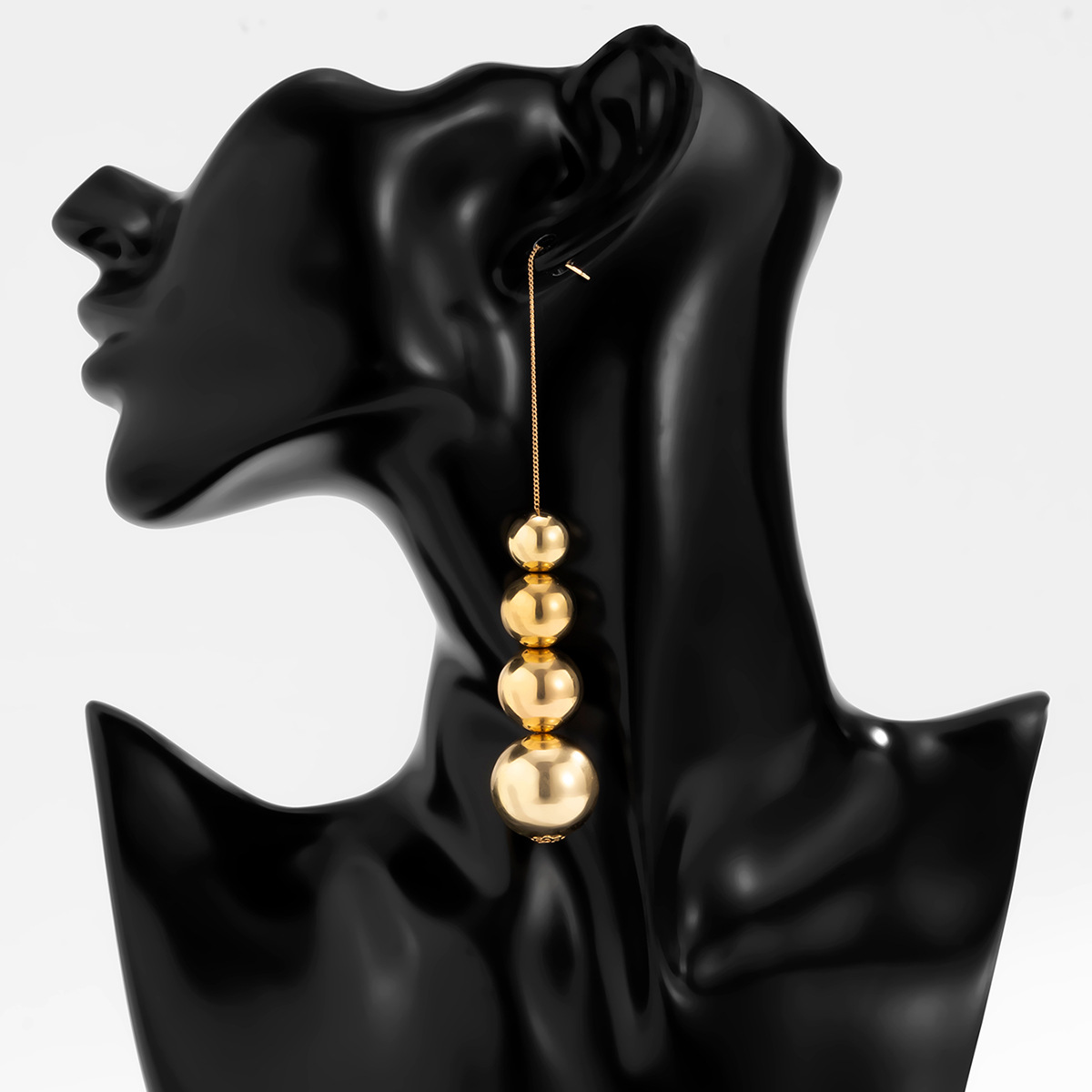 Fashion Pearl Geometric Metal Ccb Bead Pendant Earrings display picture 11