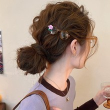 �r�ֱ��룡��ɫС�����R�l�AŮ��߅�A��l�����A2025�¿�߶˰l��