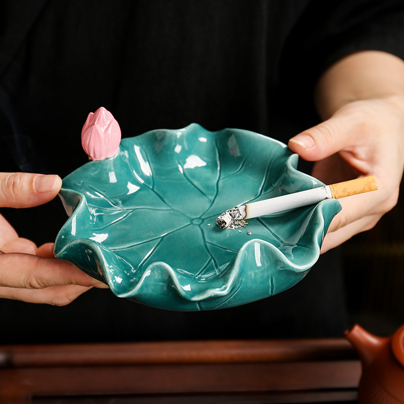 レトロで優雅なリビングルームのお茶のアイデアオフィスのお茶のデスクトップの装飾品の置物の家庭用陶磁器の蓮の葉の灰皿|undefined