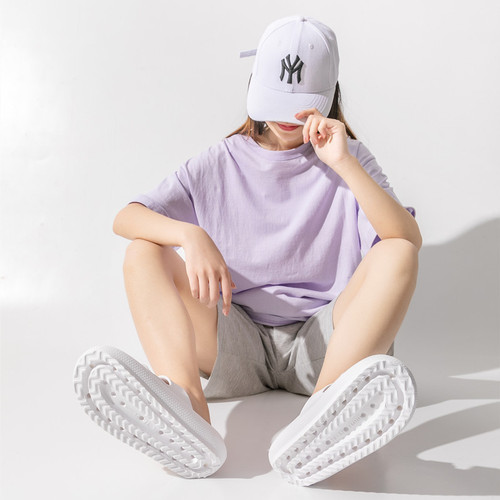 New Home Furniture Shower Indoor Non-slip Lightweight Fashion Couple Style Solid Color One-piece Slippers for Men and Women