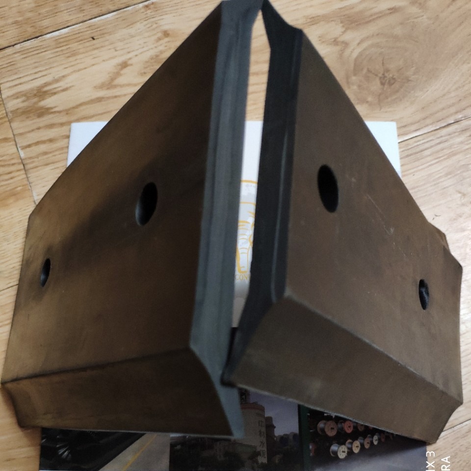 提升机耐温料斗垫片橡胶垫片螺栓缓冲垫片料斗垫橡胶片厂家直销