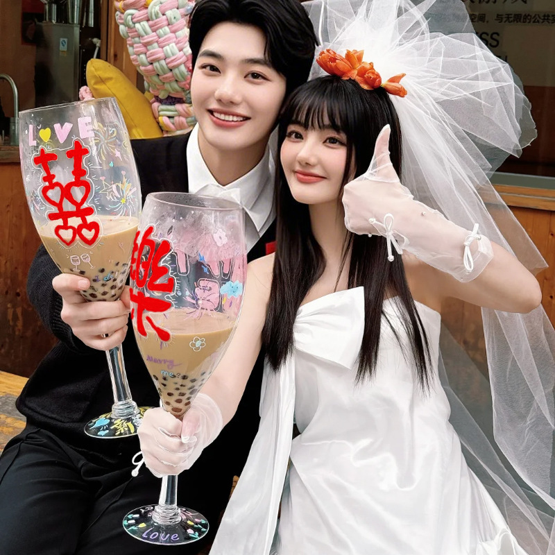 Oversized Toast Cup Photo Graffiti Creative Wedding Gift Goblet Couple Glass Wedding Decoration Oversized Toast Cup Photo Graffiti Creative Wedding Gift Goblet Couple Glass Wedding Decoration