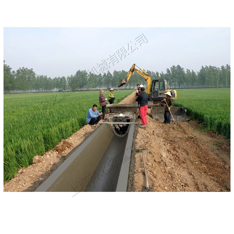 混凝土渠道衬砌机 现浇式水利沟渠滑模机 自走式渠坡公路水渠机