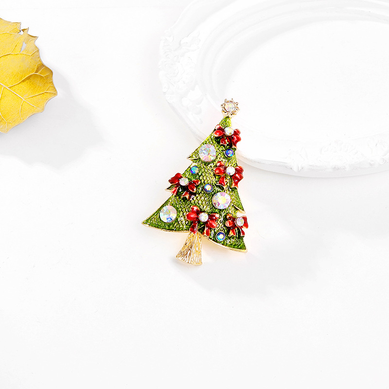 Unisex Gender Sweet Pin Christmas Tree Alloy Enamel Plating Inlay Rhinestones Unisex Brooches