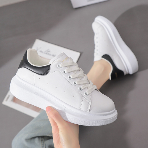 Xiaobai shoes  new fashion versatile casual shoes autumn and winter casual sneakers thick sole outdoor lightweight couple shoes