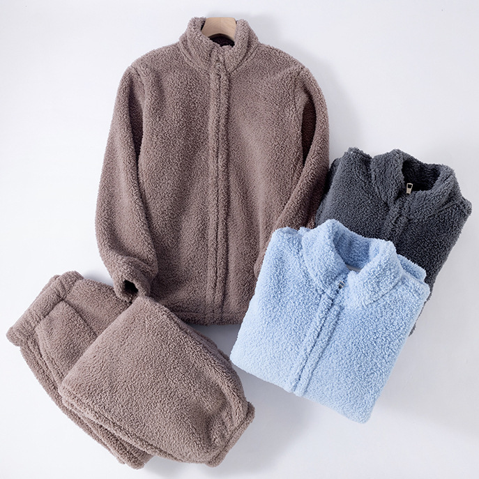 Men's winter thickened fleece pajama set, featuring a zipper, made of coral fleece, and designed for warmth and comfort, suitable for both home wear and light exercise Men's winter thickened fleece pajama set, featuring a zipper, made of coral fleece, and designed for warmth and comfort, suitable for both home wear and light exercise