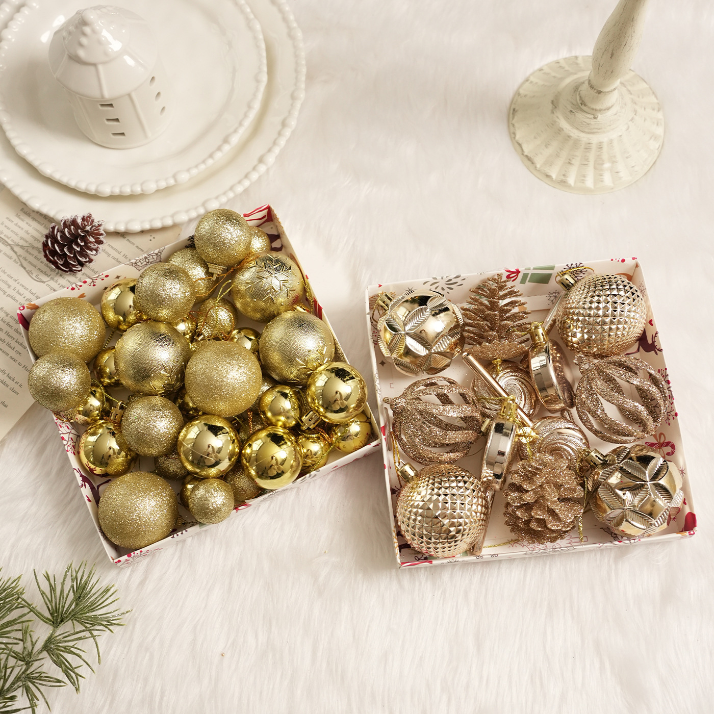 Conjunto de Navidad transfronterizo caja de polvo adhesivo galvanizado decoración del árbol de Navidad decoración de la atmósfera de vacaciones decoración de colgante en stock image 1