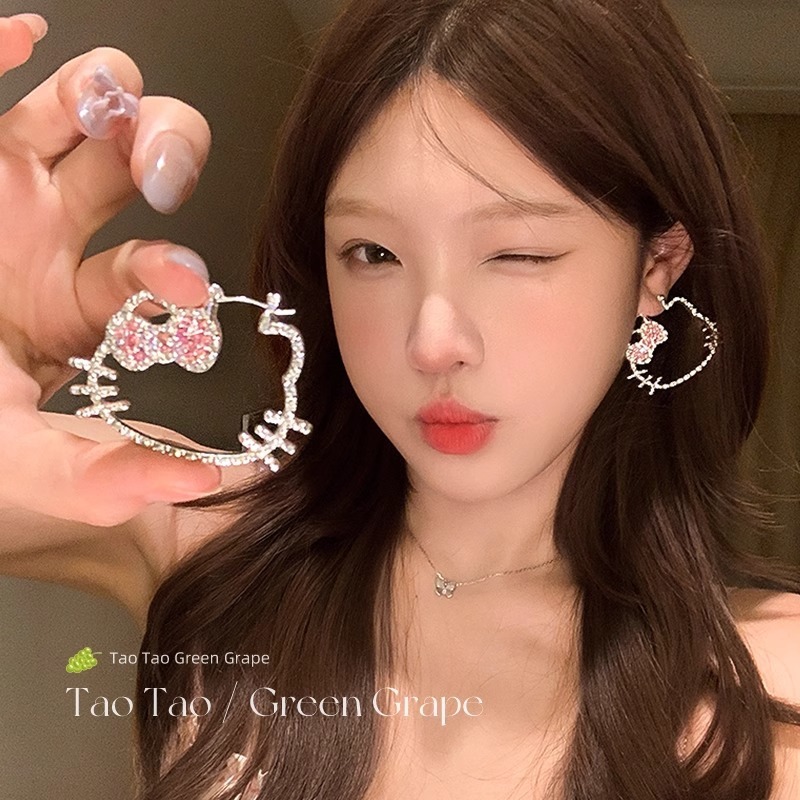 可爱少女HelloKitty碎钻耳环女2025新款方圆脸耳钉独特KT猫耳夸张|undefined