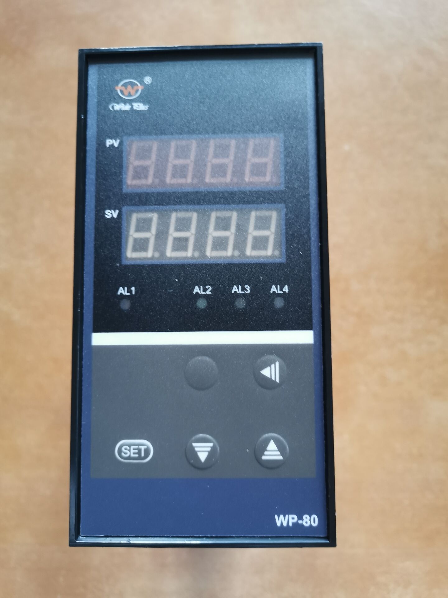 上润仪表WP-S816-01-08-HL竖式智能数显多路巡检仪WP-80