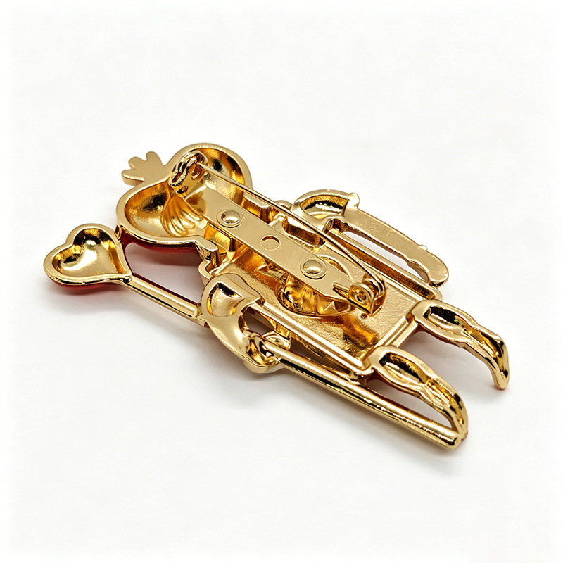 Christmas Creative Retro Alloy Enamel Spade Soldier Badge Brooch Fashionable and Stylish Unisex Clothing Brooch