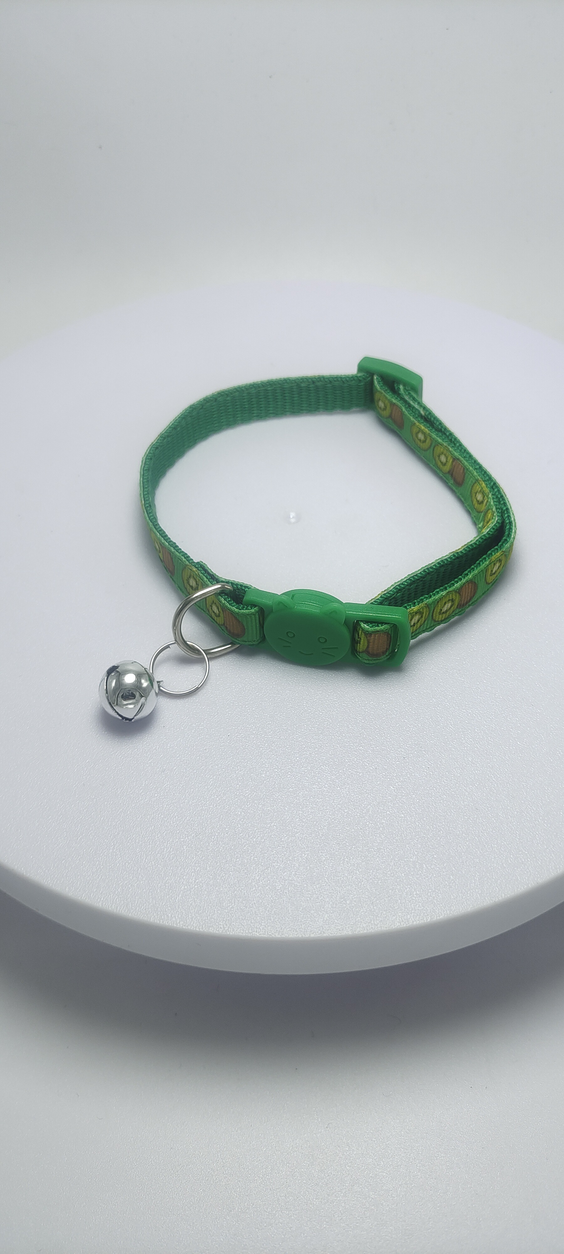 Pei Pet nuevo collar de gato de frutas de correas para mascotas con accesorios de frutas campana collar para mascotas punto de fábrica