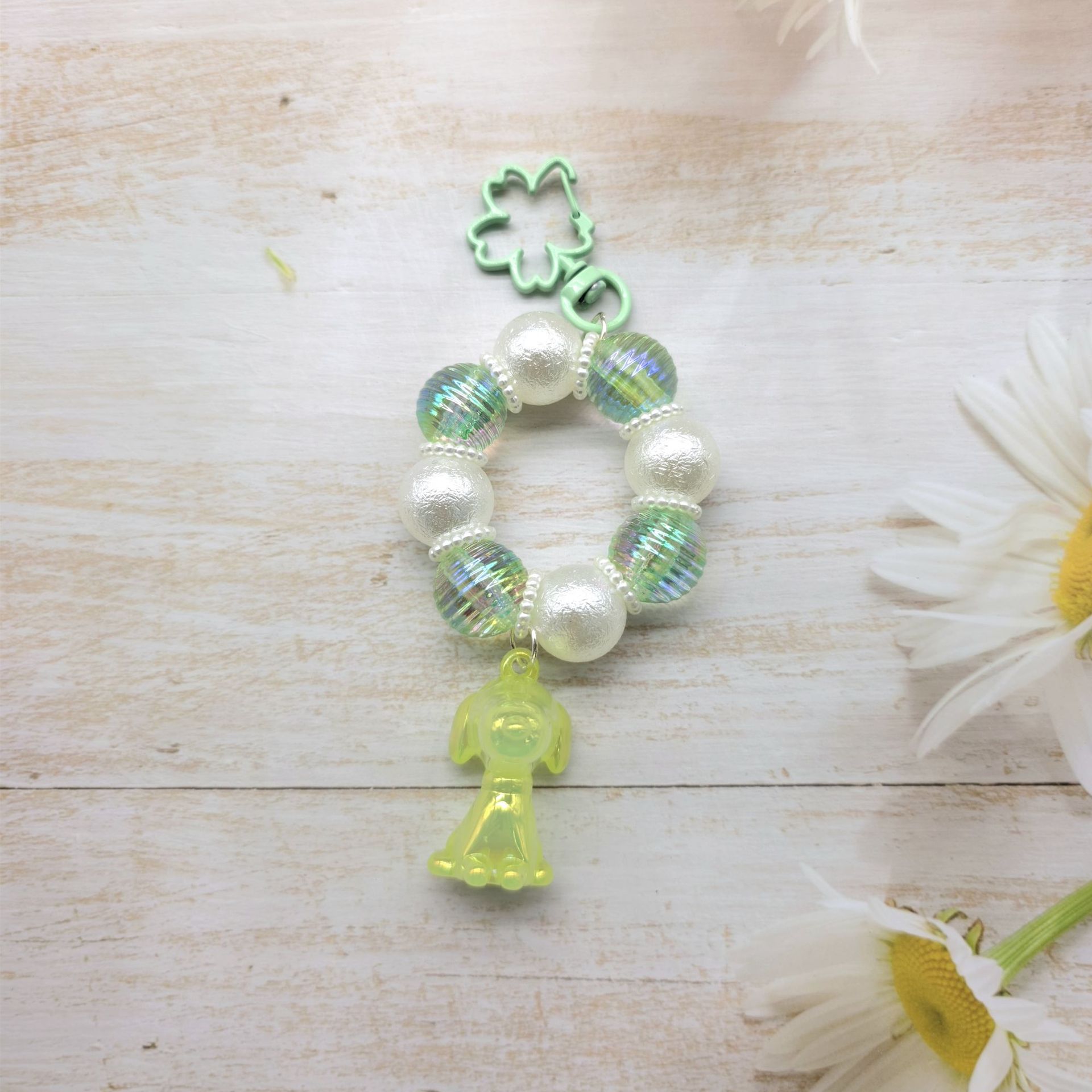 2023 nueva ronda de cadena de cuentas llavero colgante cadena de teléfono móvil colorido fresco perla luminosa color sólido accesorios auricular