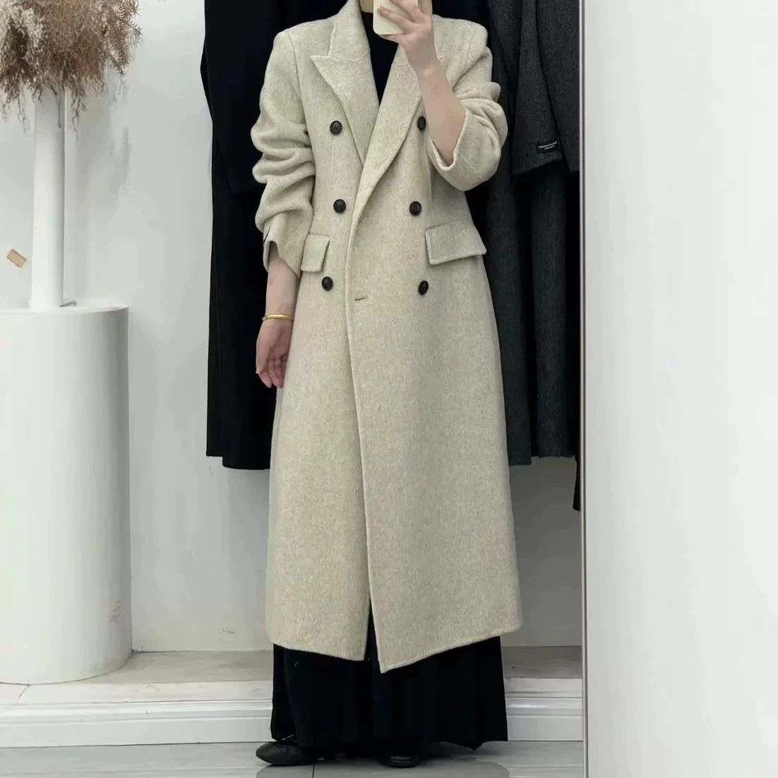 [Новая маленькая талия] Двубортный воротник корейская версия талии тонкая талия маленькая кашемировая шерстяная куртка женская