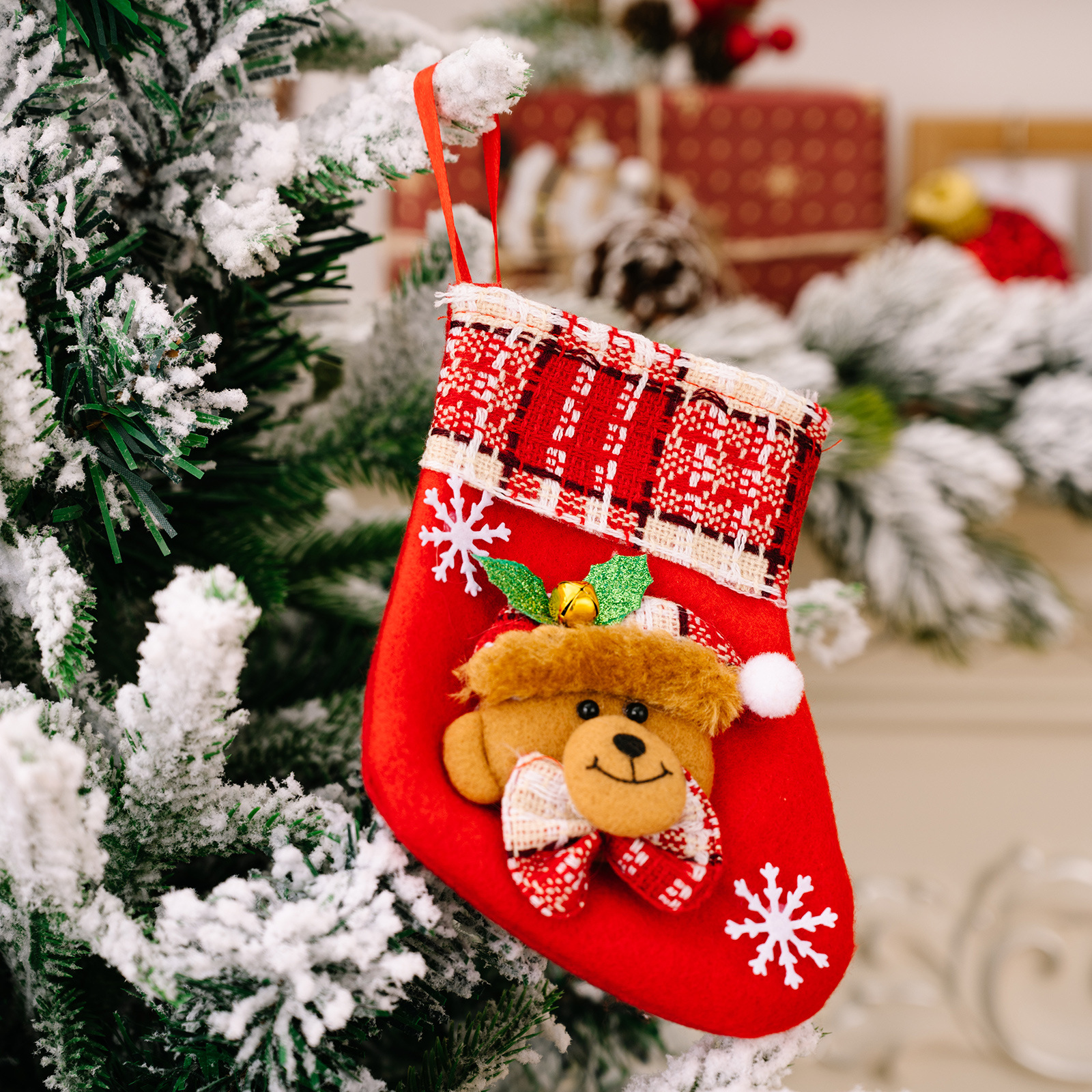Natal Novas decorações de Natal Floco de neve com sinos Meias de desenho animado Velho boneco de neve Alce Meia de Natal Sacola de presente_voghion.com