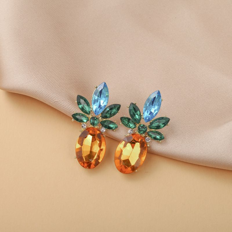 1 Pair Simple Style Fruit Inlay Rhinestone Crystal Ear Studs display picture 1