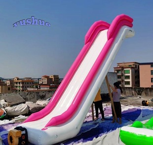 ��ͧ���ݳ��ˮ����ߺ���Ӿ�ش��ڱıĴ��E�E�廬��