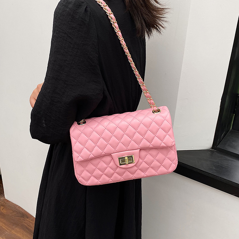 Xiaoxiangjia textura rombo bolsa de mensajero de moda 2023 nuevo verano chic cadena todo partido bolsa de hombro