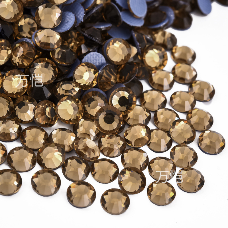 爆発的な輝きの平底イミテーションオパールラインストーン、衣類用アクセサリー、電気メッキガラスラインストーン、大型装飾品、DIYジュエリーアクセサリー材料