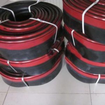 上海防溢裙板  天津防溢裙板  北京防溢裙板  重庆防溢裙板