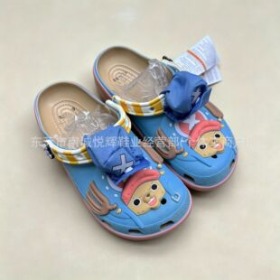 ���\���̰�·�w����Ь��Ůͬ��ɳ����ͨ�r���p�ɛ���Ь������ĥ