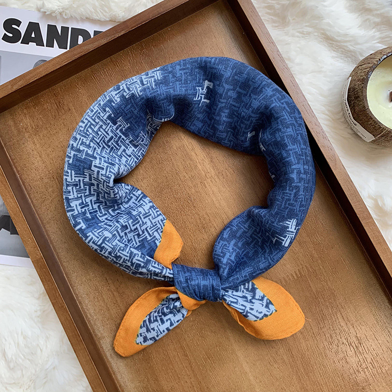 Bufandas de seda cuadrada alta sensación 2025 nuevo engrosado calentamiento bufandas de cuadros de pájaros paquete bufandas de cuello bufandas al por mayor