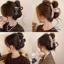 �ɐ�ë�qץ�A����̖�l�������~�A�߼���2026�¿�l�AŮ���X���^�