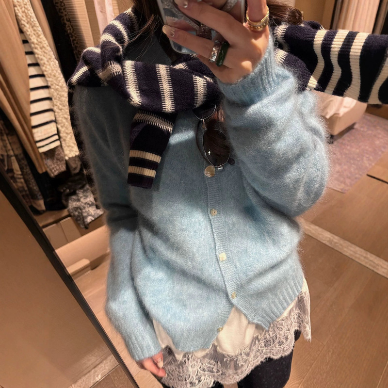 Lazy-style round-neck 90% wool knit cardigan for women, 2026 autumn/winter new collection, loose fit, slimming effect, versatile long-sleeve sweater coat