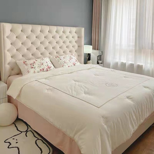 Cream-Colored Irregular Ins Light-Colored Heart Button Bed Master Bedroom French Bed Double Princess New Model 1.8m X 2m Home Furniture