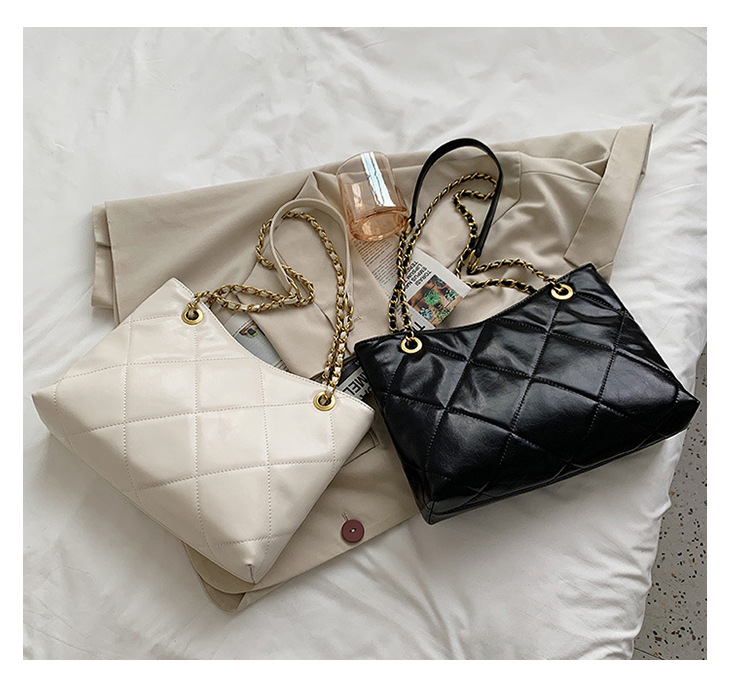 Damen Umhängetasche Mit Steppmuster Und Kette Für Den Alltag_voghion.com