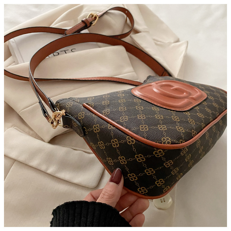 Cross-border retro trend small square bag for women, new fashionable printed French small square bag, niche and stylish single-shoulder crossbody bag undefined