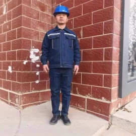 工装、制服;电焊服