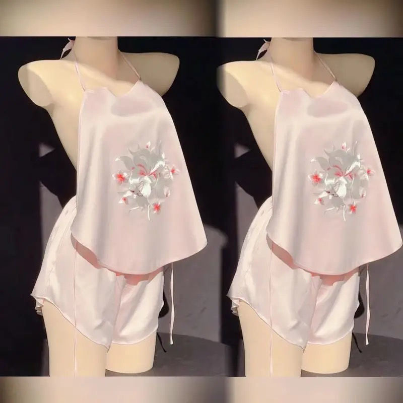 Vintage Chinese-Style Embroidered Silk Bellyband Pajamas Camisole Set for Brides
