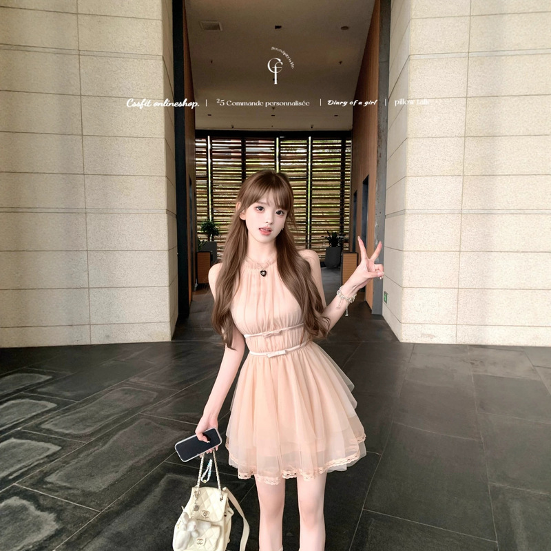 Slightly Tipsy, Nude Pink Halter Neck Dress with Bowknot and Irregular Hem, Gentle Style, Sleeveless, Elegant Socialite Mesh Dress