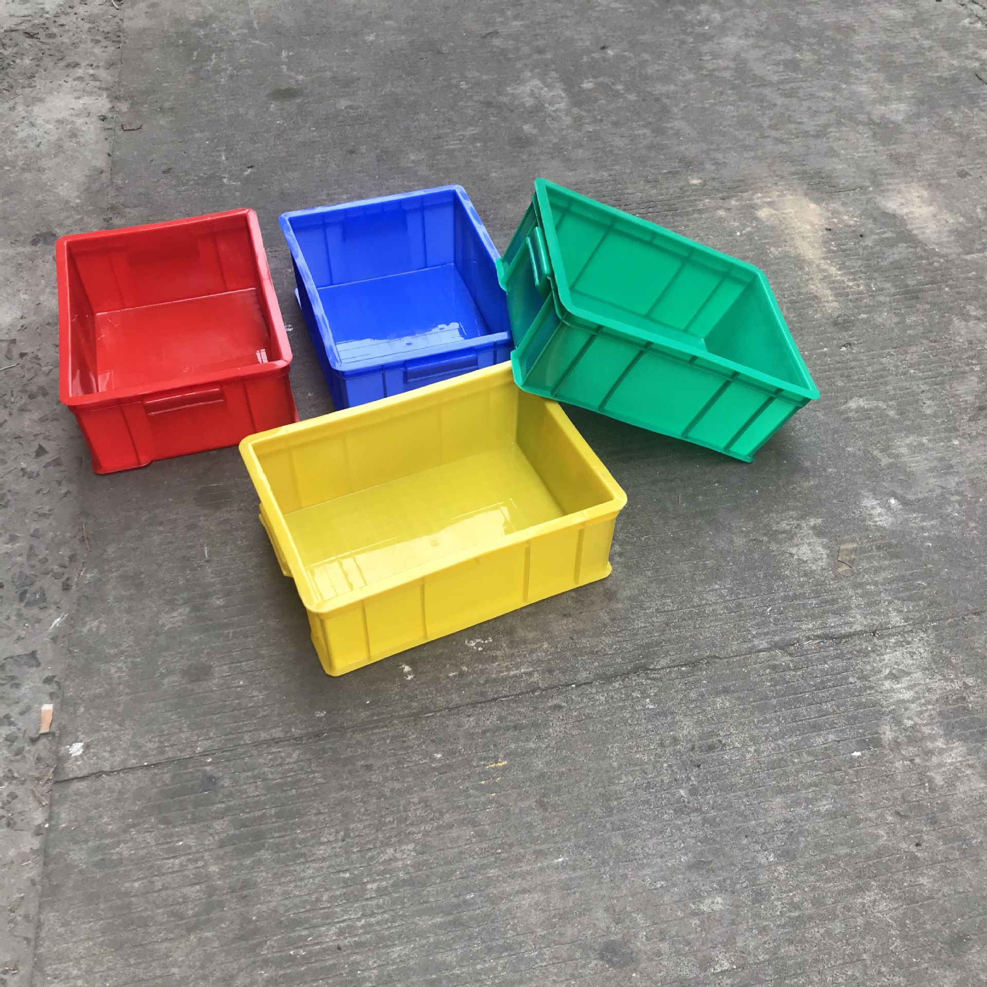 厂家直供塑胶周转箱加厚塑料胶箱物流中转箱工具箱周转运输箱